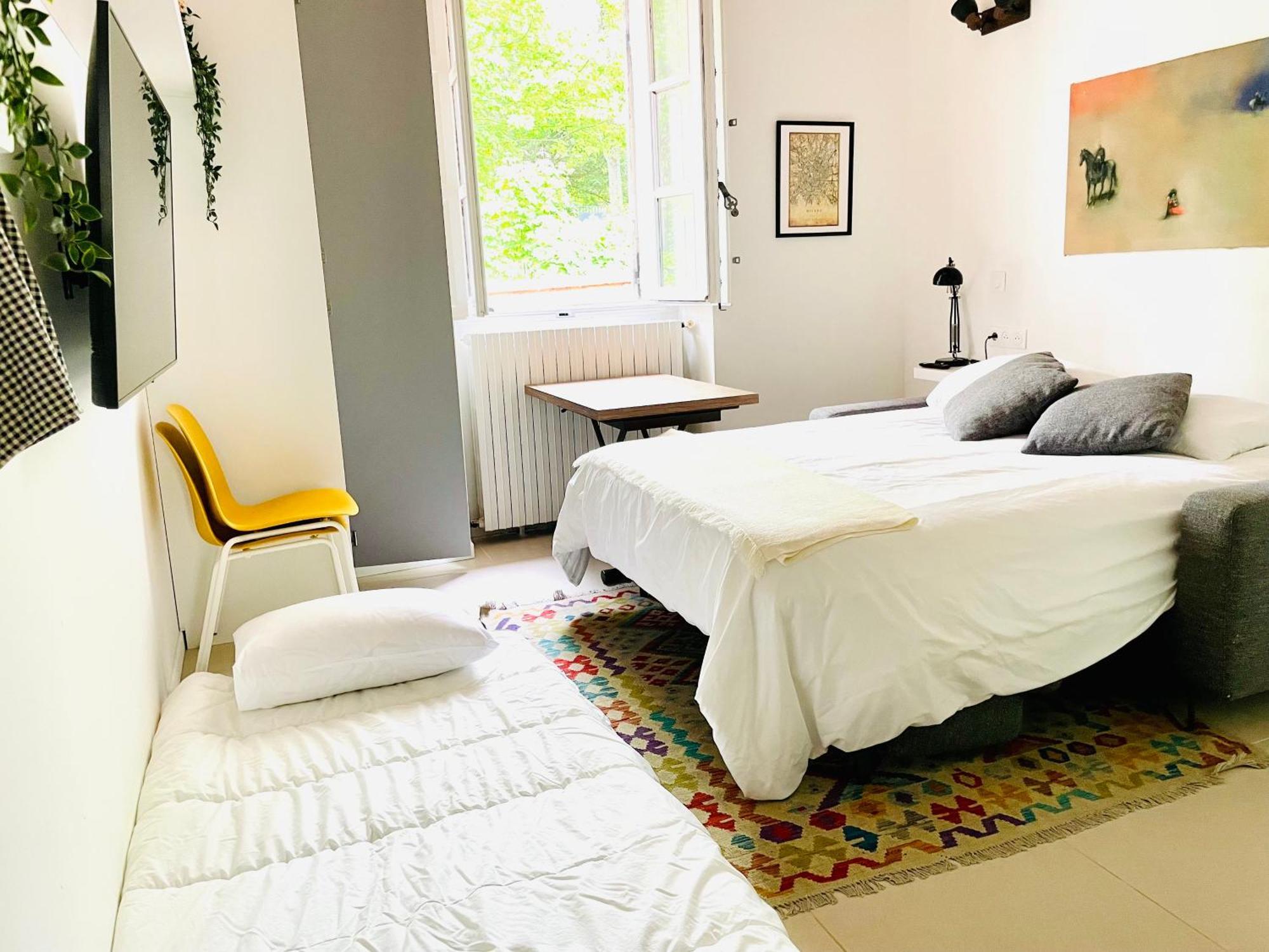 Studio Au Vieux Marly-Le-Roi - Bien Equipe - Matelas De Qualite - 7Min Du Train Vers Paris Eksteriør bilde